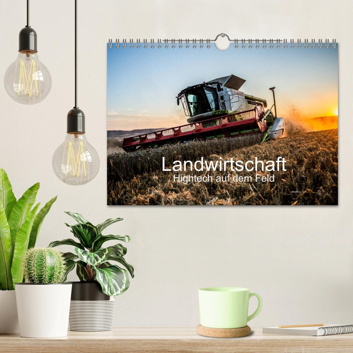 Bild: 9783435244539 | Landwirtschaft - Hightech auf dem Feld (Wandkalender 2025 DIN A4...