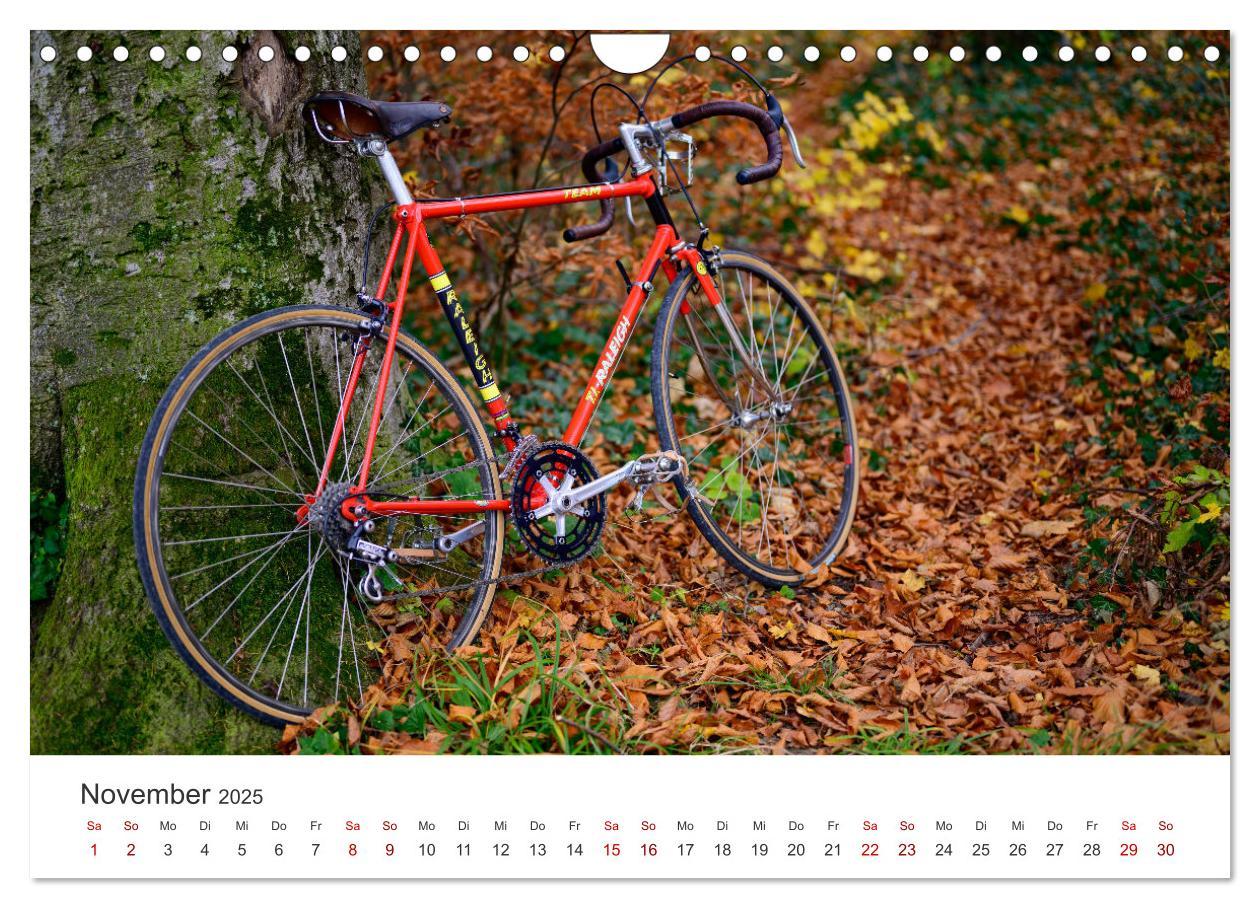 Bild: 9783435018604 | Stahlrenner - Rennrad-Klassiker aus Europa (Wandkalender 2025 DIN...