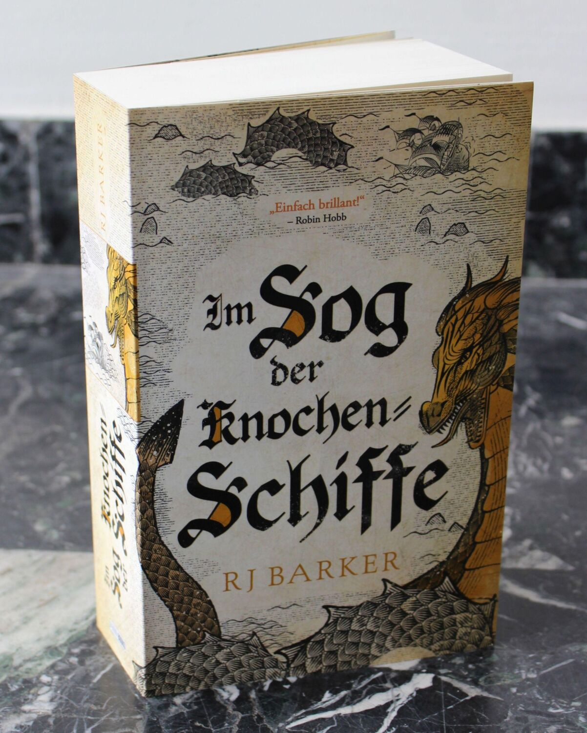 Bild: 9783833243295 | Im Sog der Knochen-Schiffe | RJ Barker | Taschenbuch | 688 S. | 2023