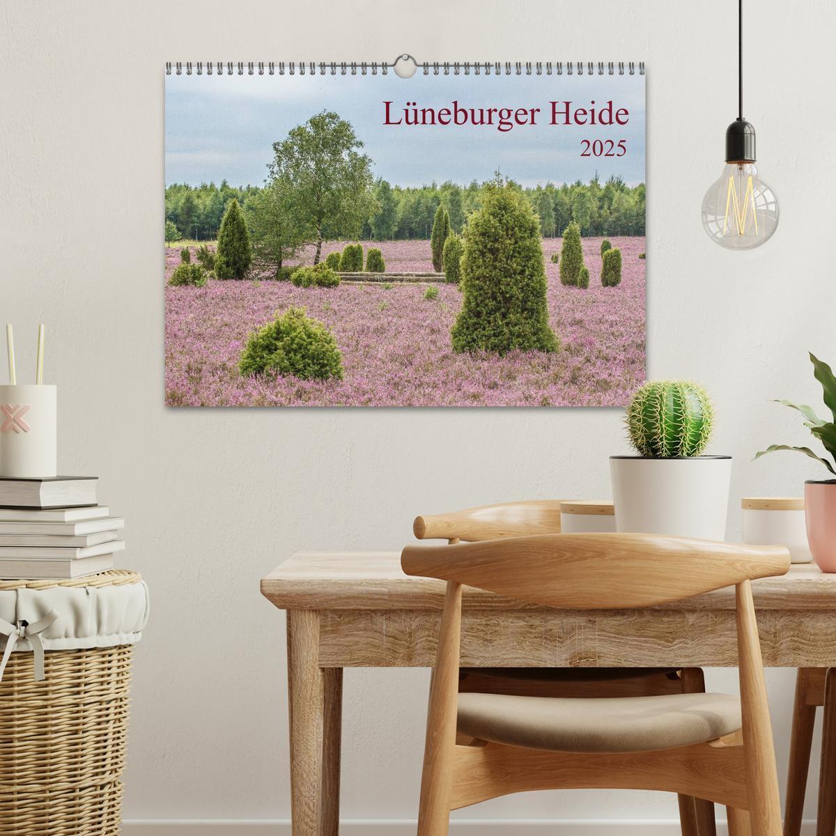 Bild: 9783435775415 | Lüneburger Heide (Wandkalender 2025 DIN A3 quer), CALVENDO...