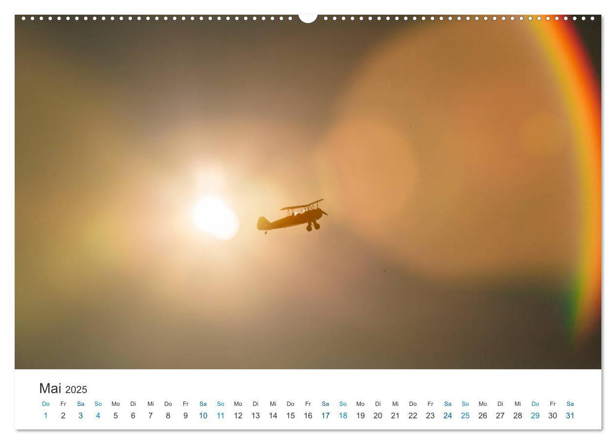 Bild: 9783435829613 | AVIATION CLASSICS seen by custompix.de (Wandkalender 2025 DIN A2...