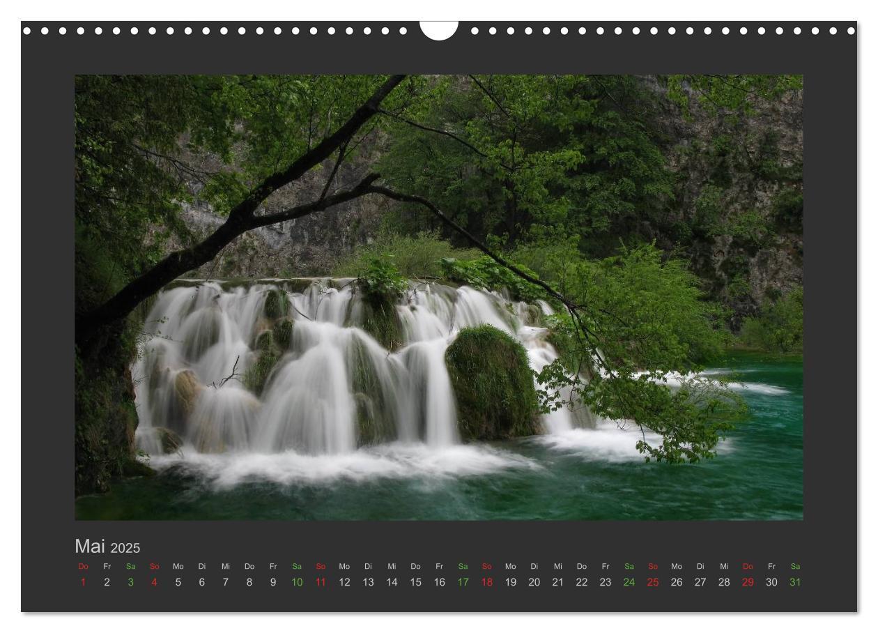 Bild: 9783435838011 | FALLENDE WASSER (Wandkalender 2025 DIN A3 quer), CALVENDO...