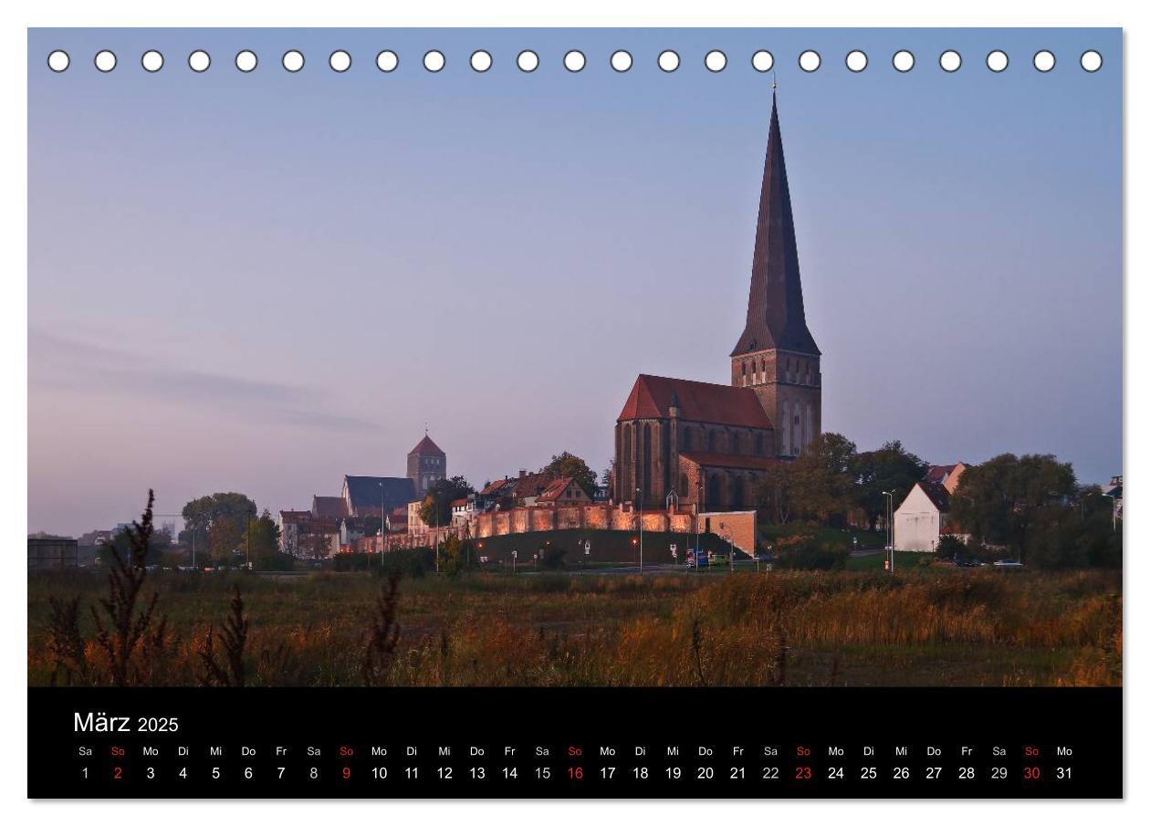 Bild: 9783435716135 | Unterwegs in der Hansestadt Rostock (Tischkalender 2025 DIN A5...