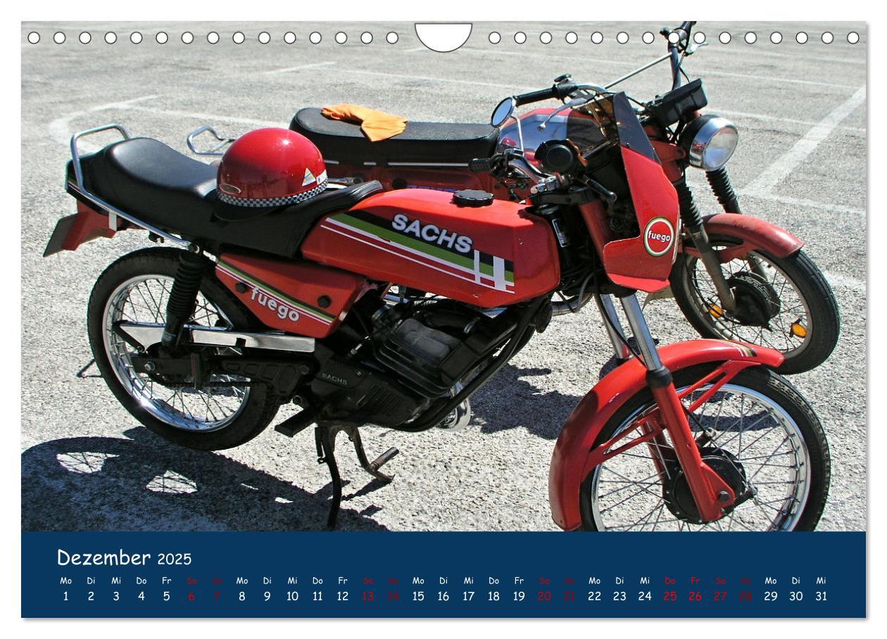 Bild: 9783435011032 | Vintage Mopeds (Wandkalender 2025 DIN A4 quer), CALVENDO...