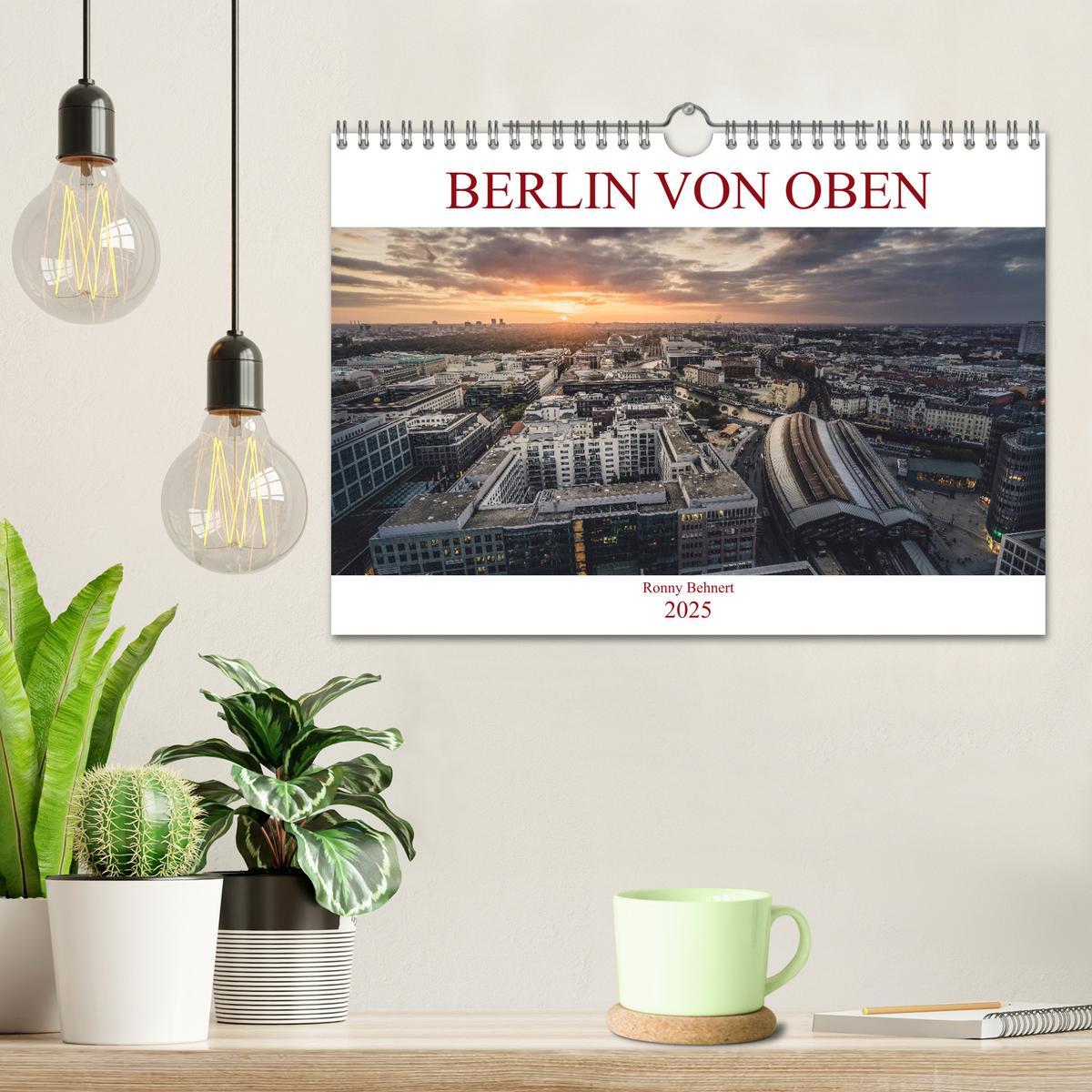 Bild: 9783435307128 | Berlin von oben (Wandkalender 2025 DIN A4 quer), CALVENDO...