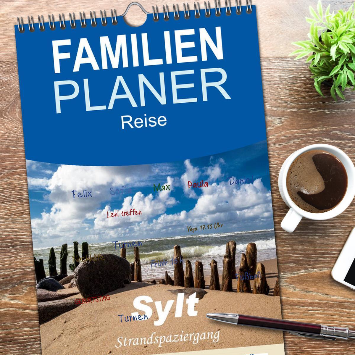 Bild: 9783457116432 | Familienplaner 2025 - Sylt - Strandspaziergang mit 5 Spalten...