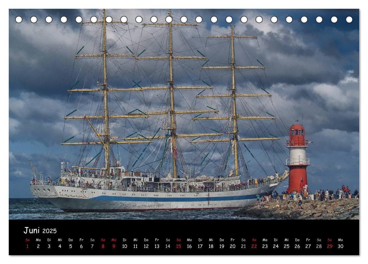 Bild: 9783435764266 | Windjammer vor Warnemünde (Tischkalender 2025 DIN A5 quer),...