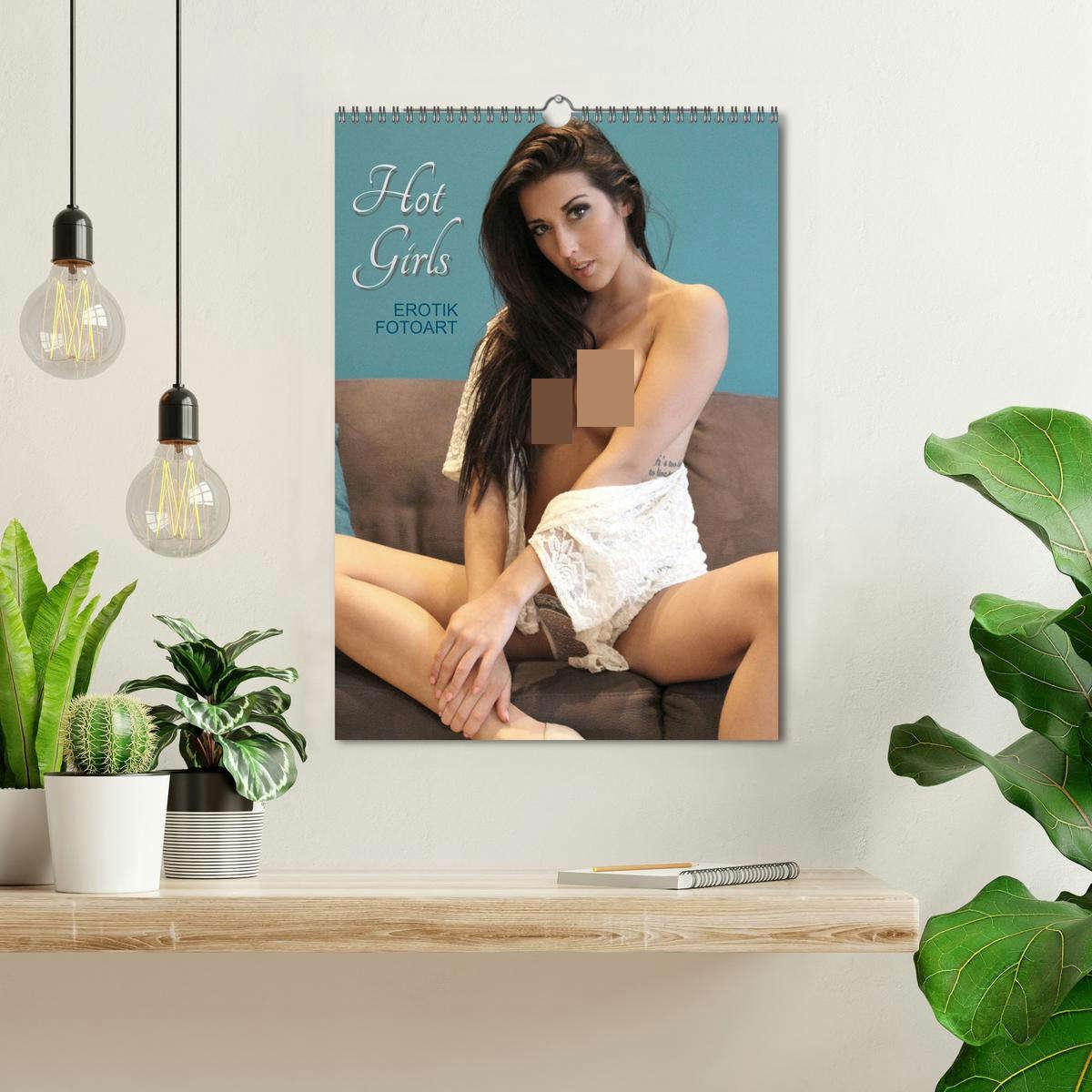 Bild: 9783435900817 | Erotik Fotoart Hot Girls (Wandkalender 2025 DIN A3 hoch), CALVENDO...