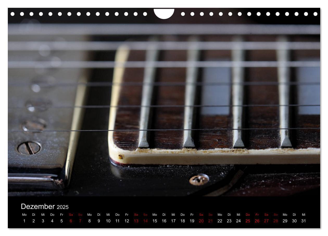 Bild: 9783435432431 | Feinheiten - Alte Gitarren im Detail (Wandkalender 2025 DIN A4...