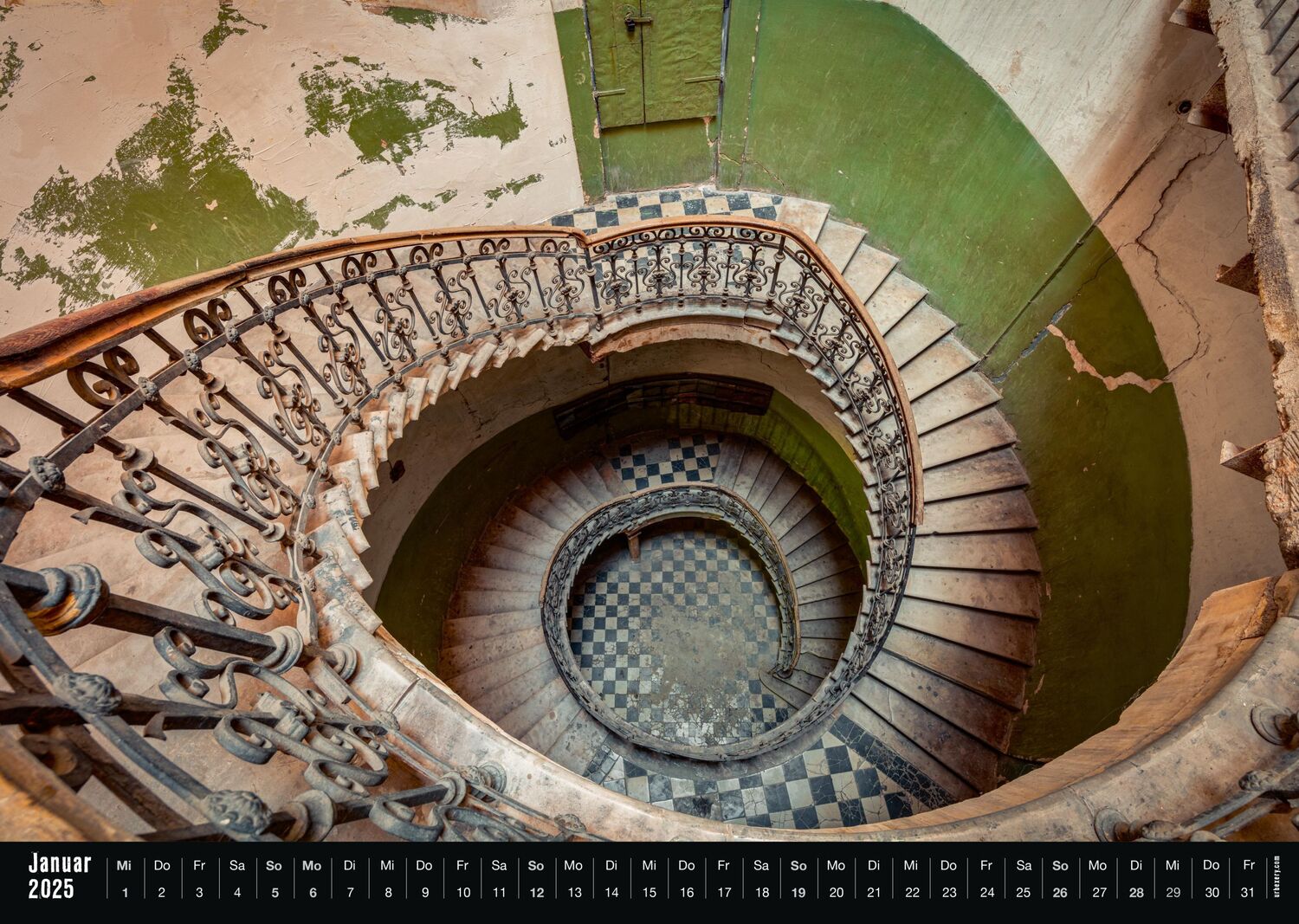 Bild: 9501672887582 | Lost 2025 - Kalender Urbexery Abandoned Places A3 Calendar | Gebauer