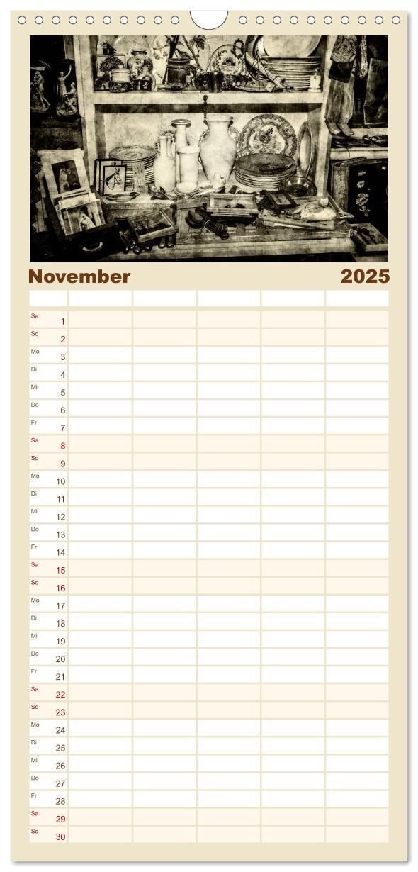 Bild: 9783457123362 | Familienplaner 2025 - Retro mit 5 Spalten (Wandkalender, 21 x 45...