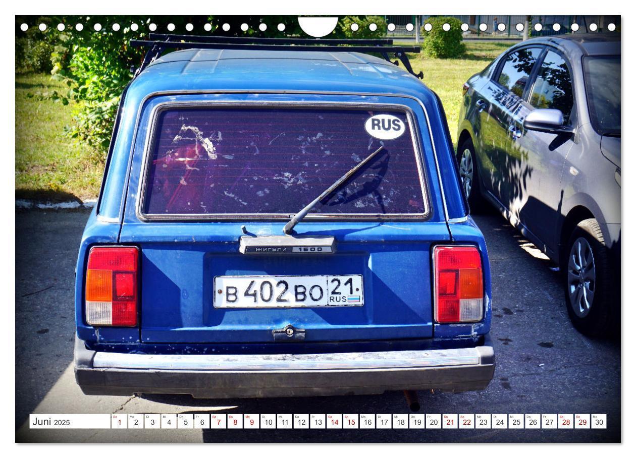 Bild: 9783383993268 | IM LADA-LOOK - Oldtimer und Newtimer in Russland (Wandkalender 2025...