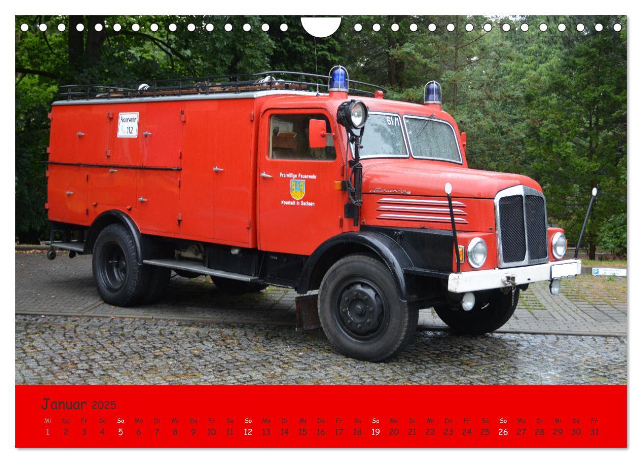 Bild: 9783457186626 | DDR Feuerwehr Klassiker (Wandkalender 2025 DIN A4 quer), CALVENDO...