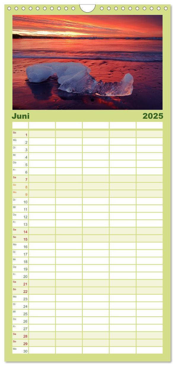 Bild: 9783457109380 | Familienplaner 2025 - Island mit 5 Spalten (Wandkalender, 21 x 45...