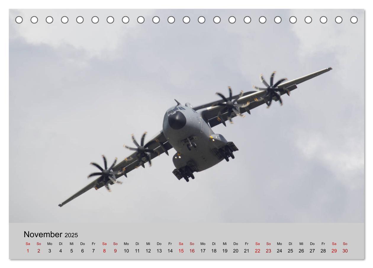 Bild: 9783435374601 | Transportflugzeug Airbus A400M Atlas (Tischkalender 2025 DIN A5...