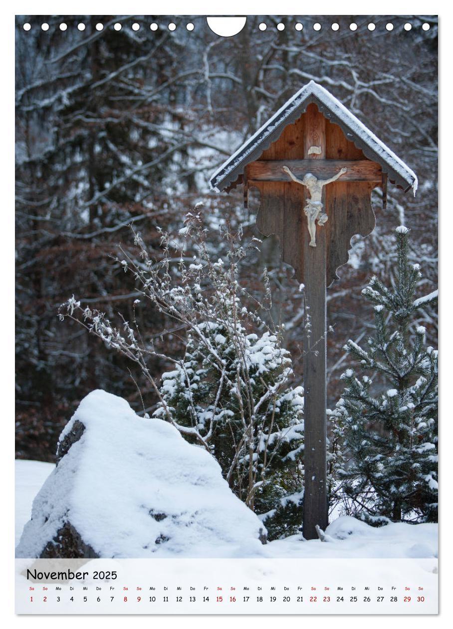 Bild: 9783435988068 | Feldkreuze im bayerischen Oberland (Wandkalender 2025 DIN A4 hoch),...