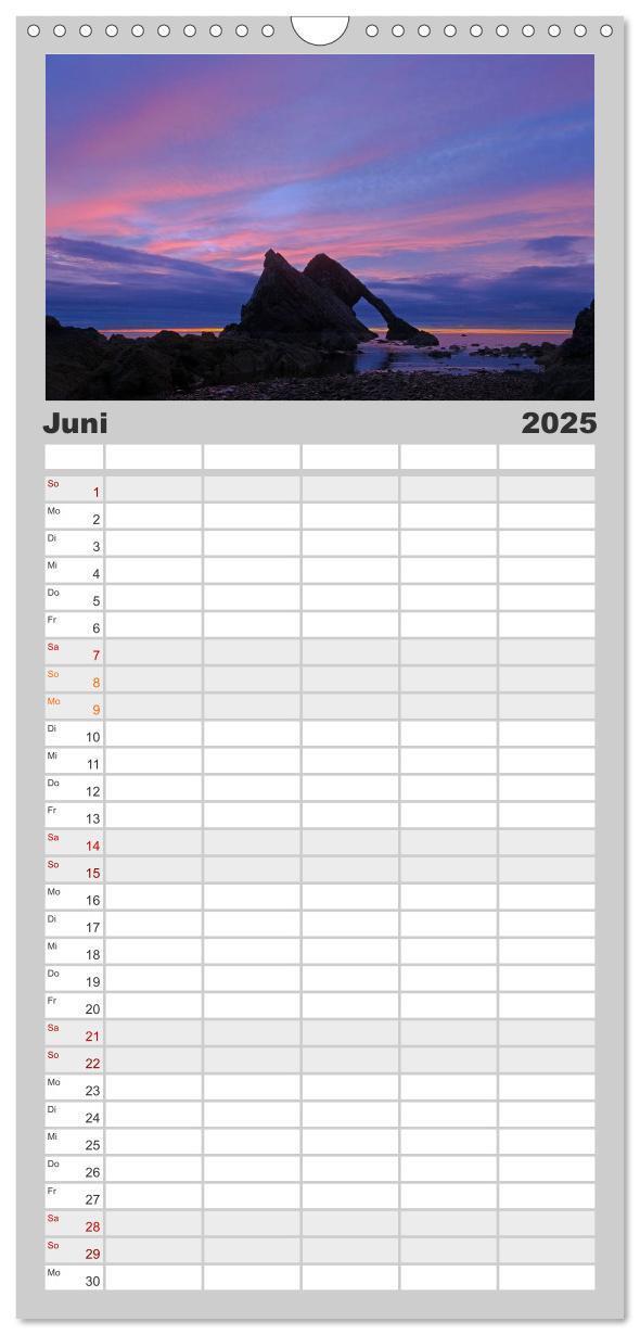 Bild: 9783457115374 | Familienplaner 2025 - Schottland mit 5 Spalten (Wandkalender, 21 x...