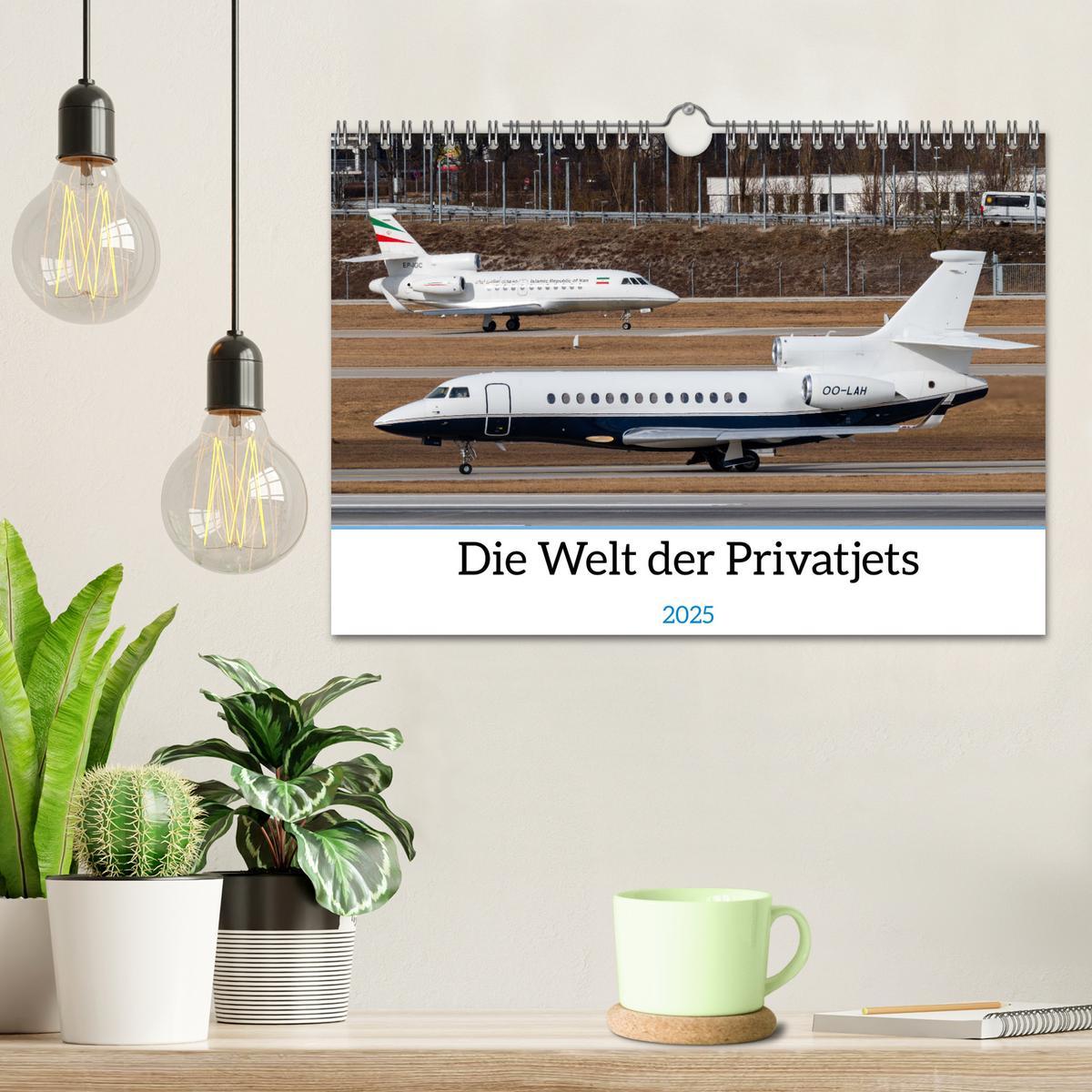 Bild: 9783457220283 | Die Welt der Privatjets (Wandkalender 2025 DIN A4 quer), CALVENDO...