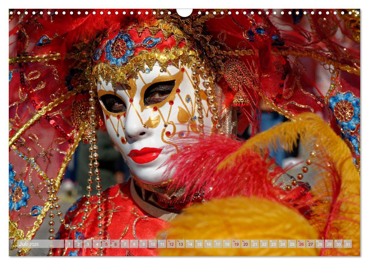 Bild: 9783383855092 | neunziggrad I photoart: venezia carnevale (Wandkalender 2025 DIN A3...