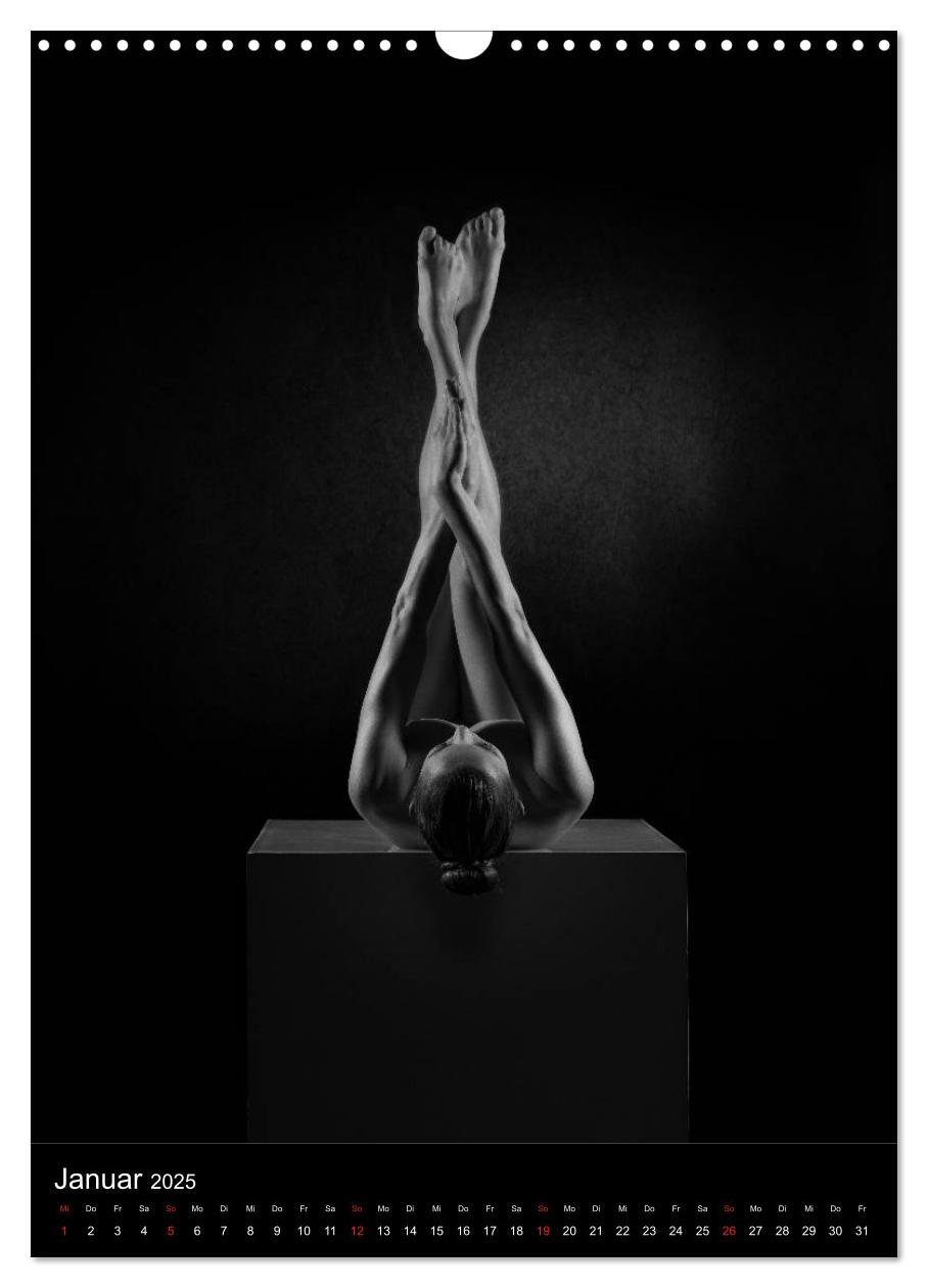 Bild: 9783435970247 | BODY SCULPTURE (Wandkalender 2025 DIN A3 hoch), CALVENDO...