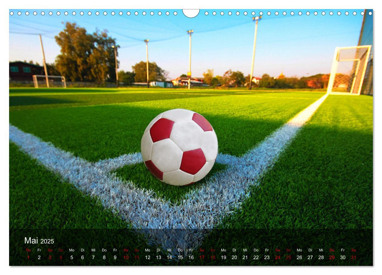 Bild: 9783383934520 | Fußball - pure Leidenschaft (Wandkalender 2025 DIN A3 quer),...