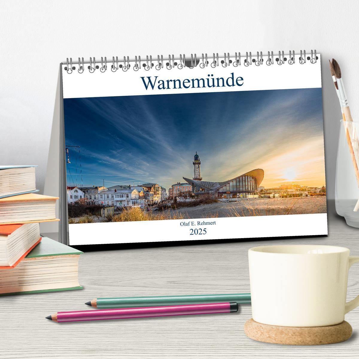 Bild: 9783435028641 | Warnemünde by Olaf Rehmert (Tischkalender 2025 DIN A5 quer),...