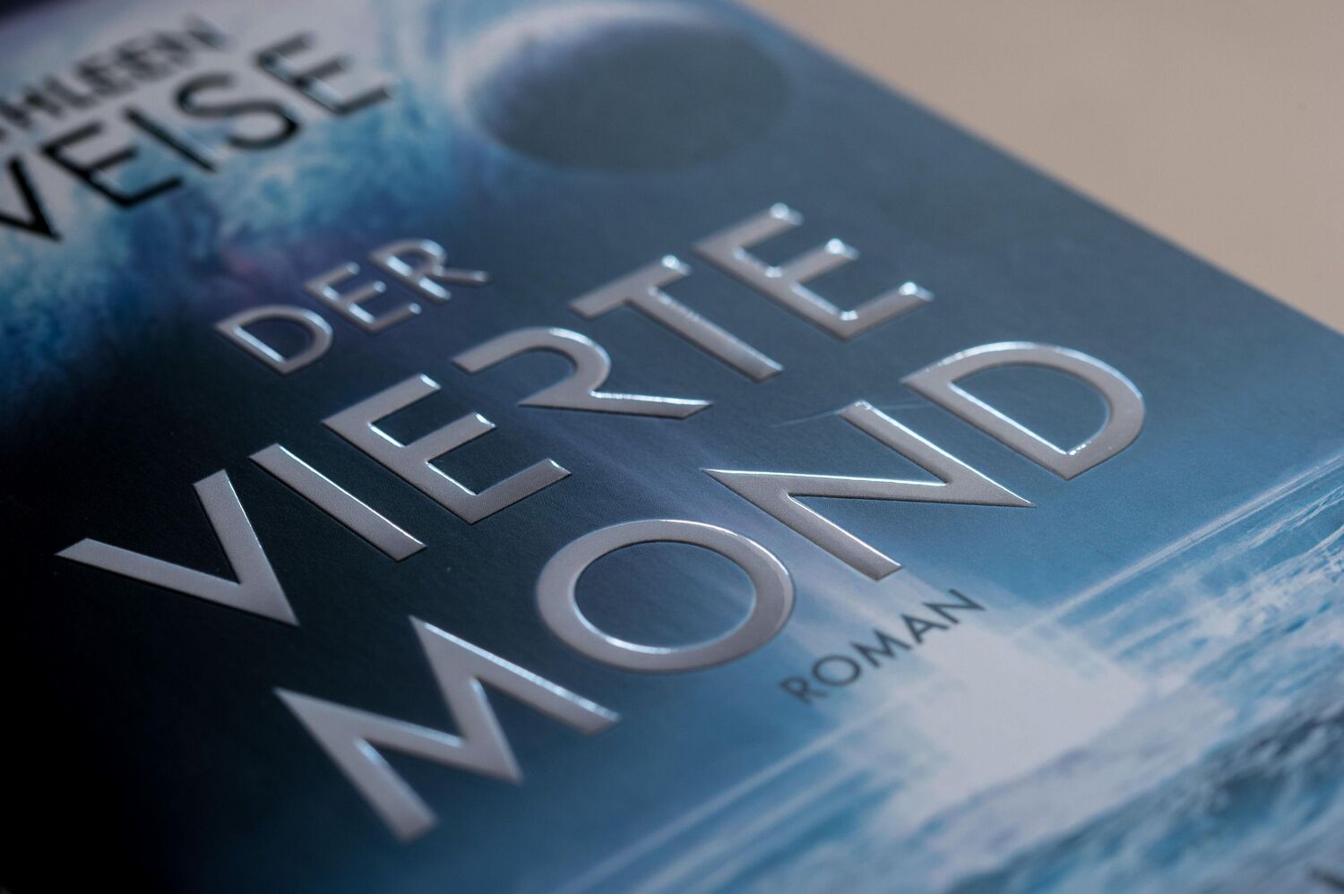 Bild: 9783453320826 | Der vierte Mond | Roman | Kathleen Weise | Taschenbuch | 448 S. | 2021