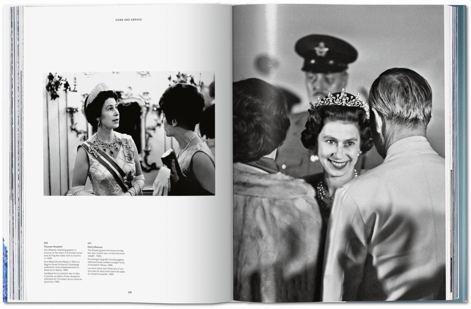 Bild: 9783836584685 | Her Majesty. A Photographic History 1926-2022 | Christopher Warwick