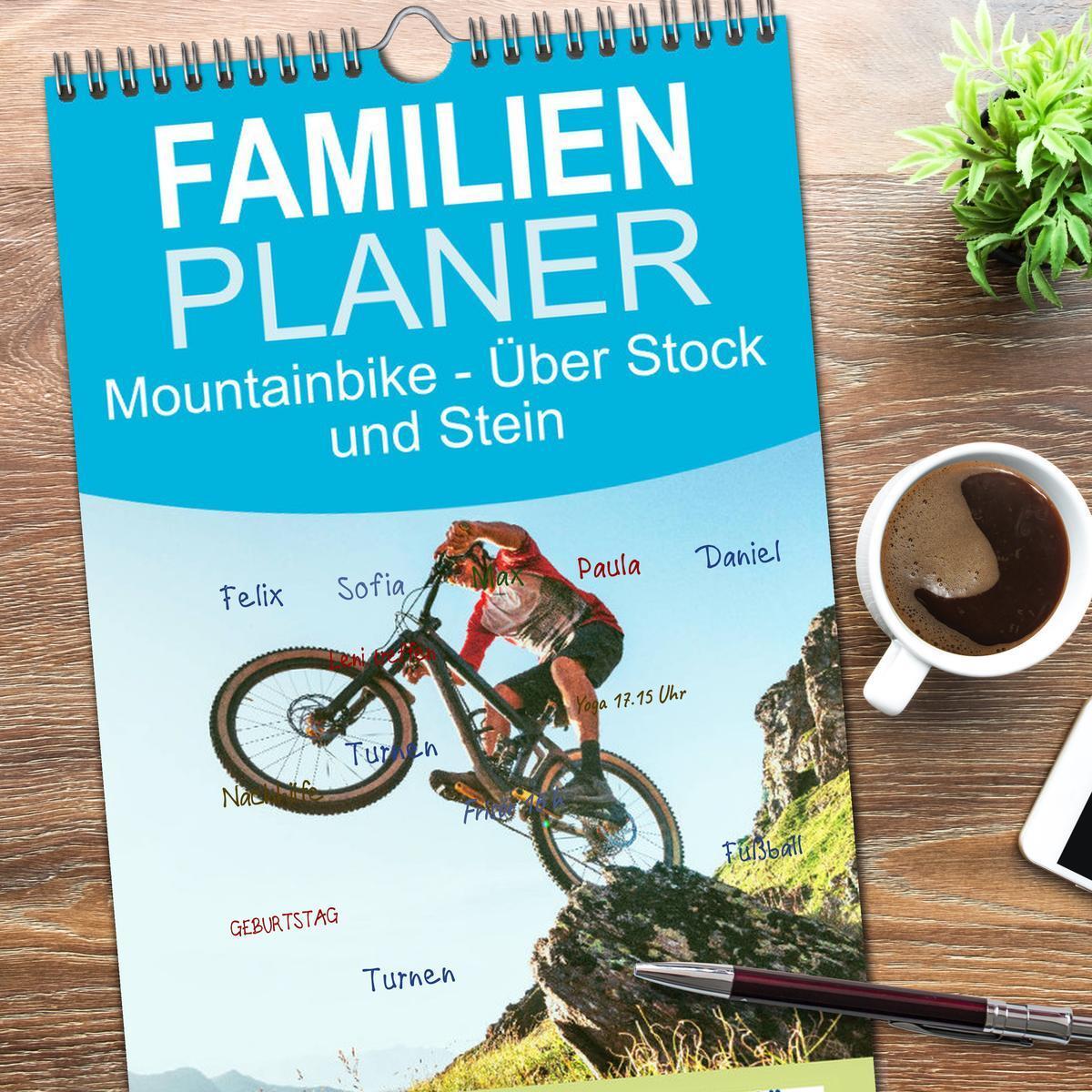 Bild: 9783457091944 | Familienplaner 2025 - Mountainbike - Über Stock und Stein mit 5...