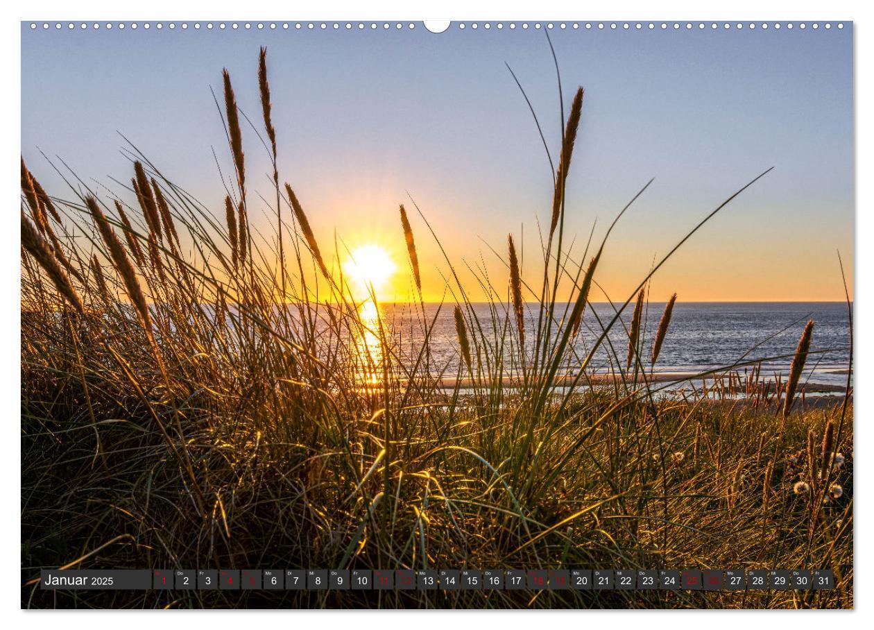 Bild: 9783383941603 | Sylt im Abendlicht (Wandkalender 2025 DIN A2 quer), CALVENDO...