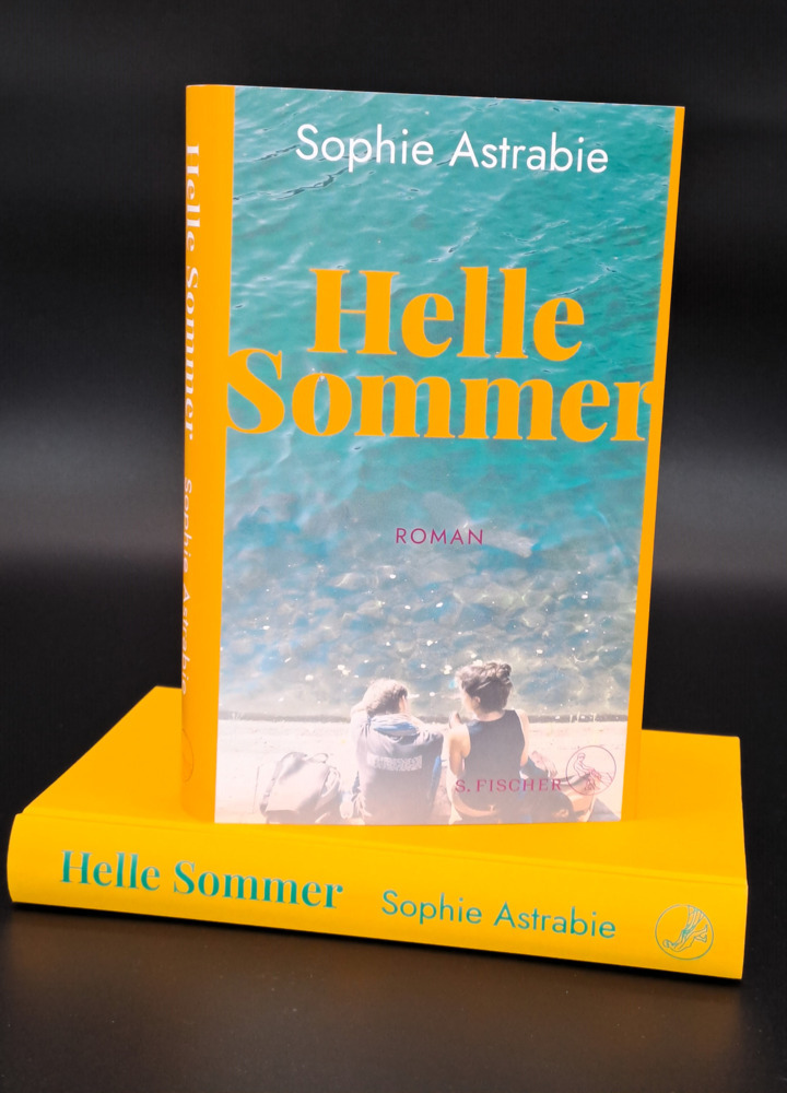 Bild: 9783103976120 | Helle Sommer | Roman | Sophie Astrabie | Buch | 272 S. | Deutsch