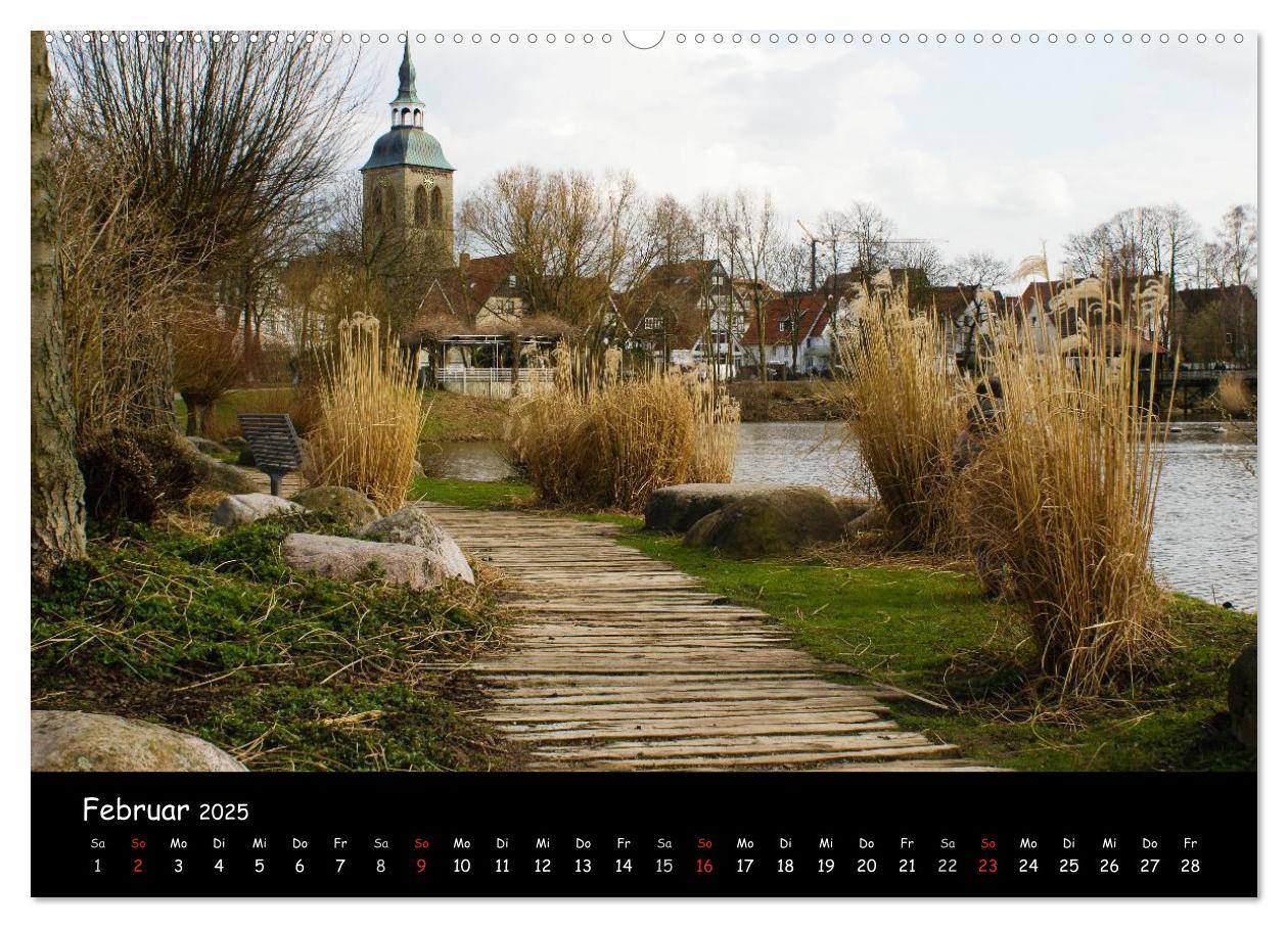 Bild: 9783435748686 | Wiedenbrück 2025 (Wandkalender 2025 DIN A2 quer), CALVENDO...