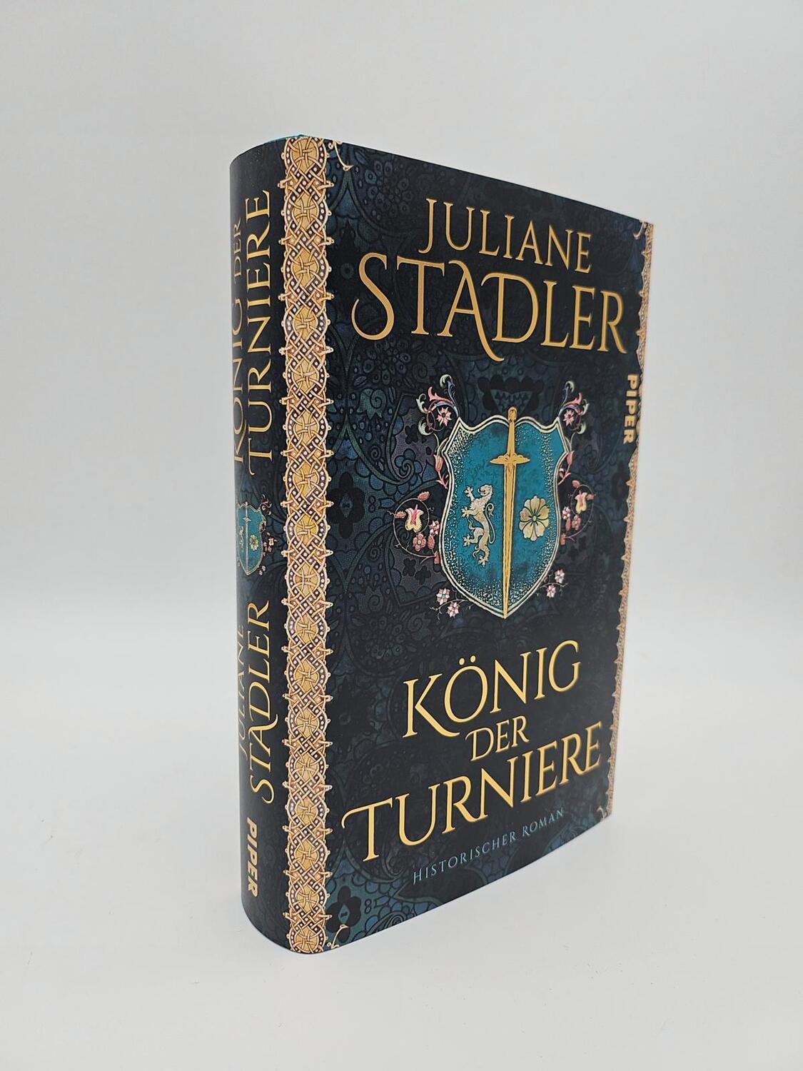 Bild: 9783492070553 | König der Turniere | Historischer Roman | Juliane Stadler | Buch