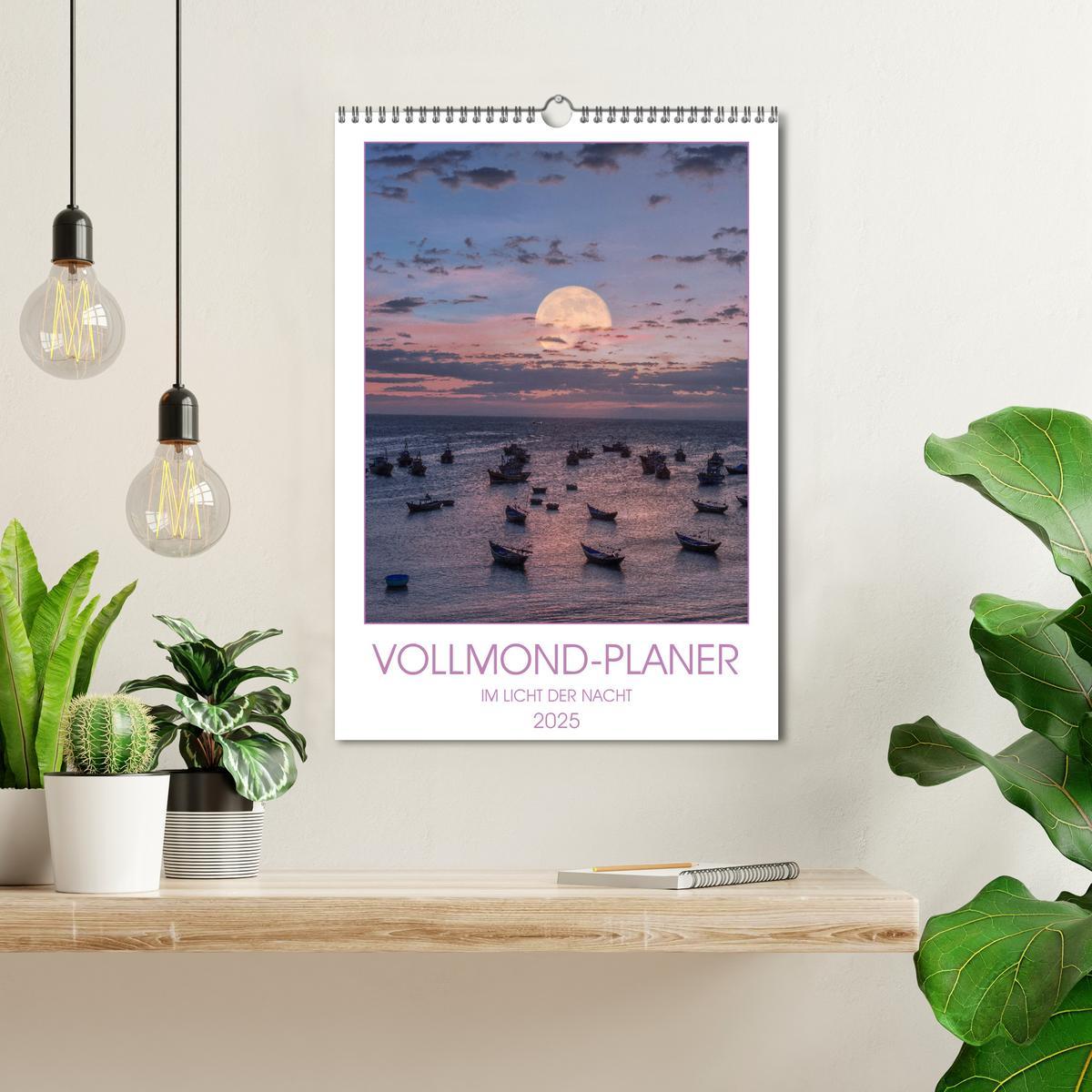 Bild: 9783435924219 | VOLLMOND-Planer - Im Licht der Nacht (Wandkalender 2025 DIN A3...