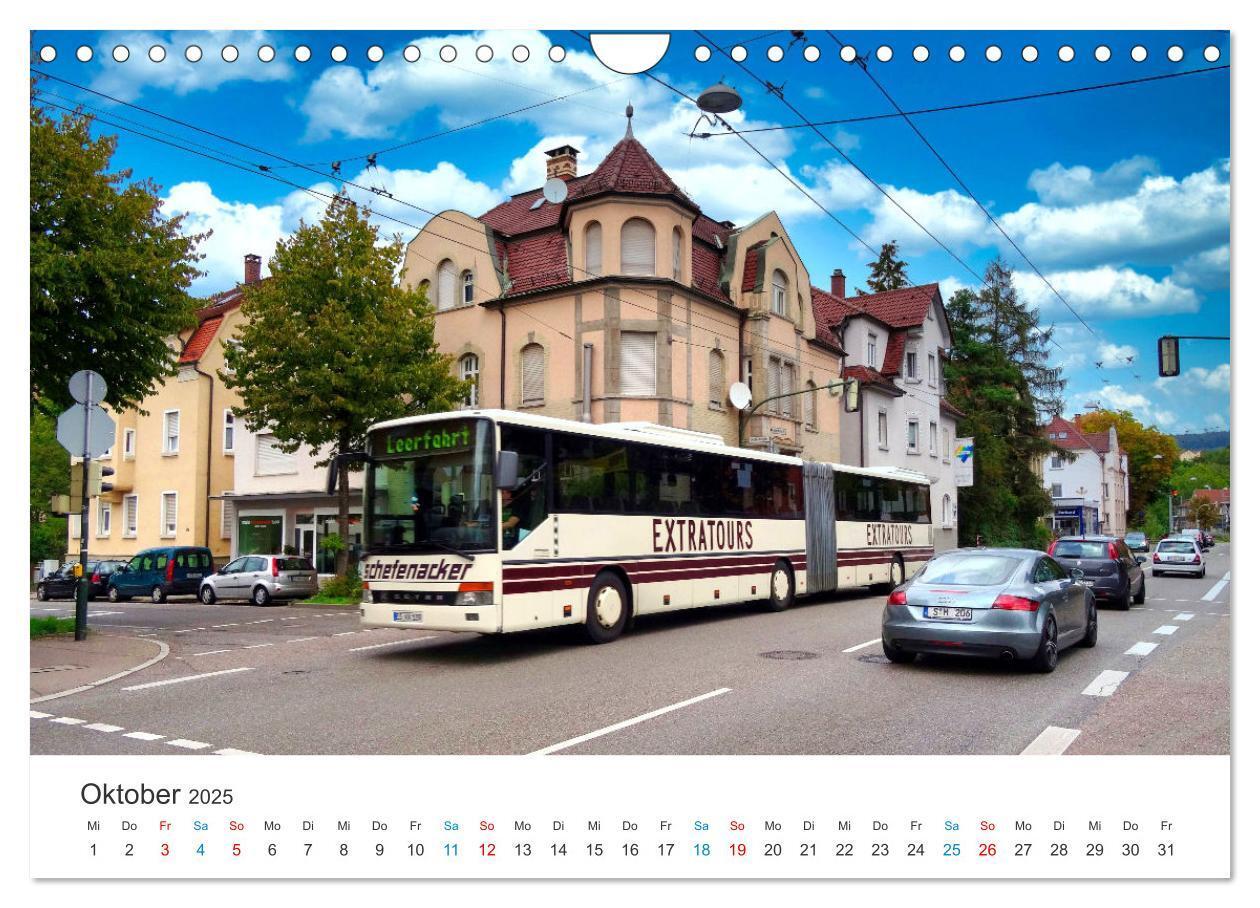 Bild: 9783383829895 | Omnibusse im Fokus (Wandkalender 2025 DIN A4 quer), CALVENDO...