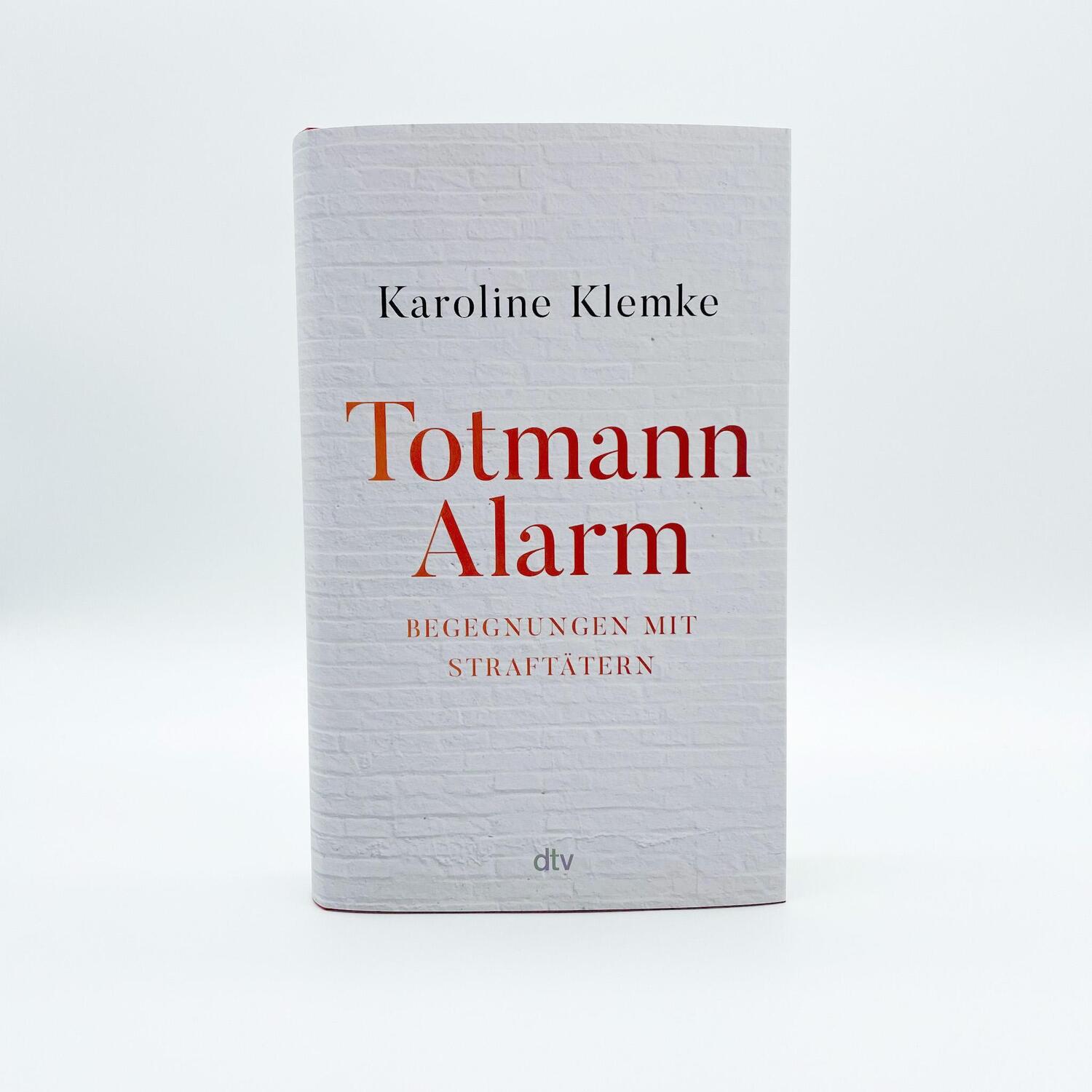 Bild: 9783423283304 | Totmannalarm | Karoline Klemke | Buch | 272 S. | Deutsch | 2023