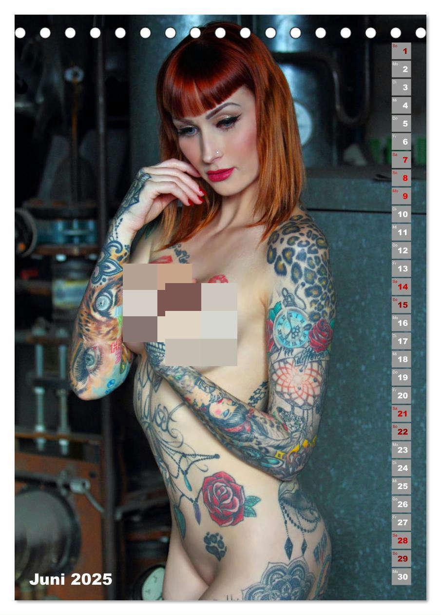 Bild: 9783457144220 | Beauty Tattoo Girls (Tischkalender 2025 DIN A5 hoch), CALVENDO...