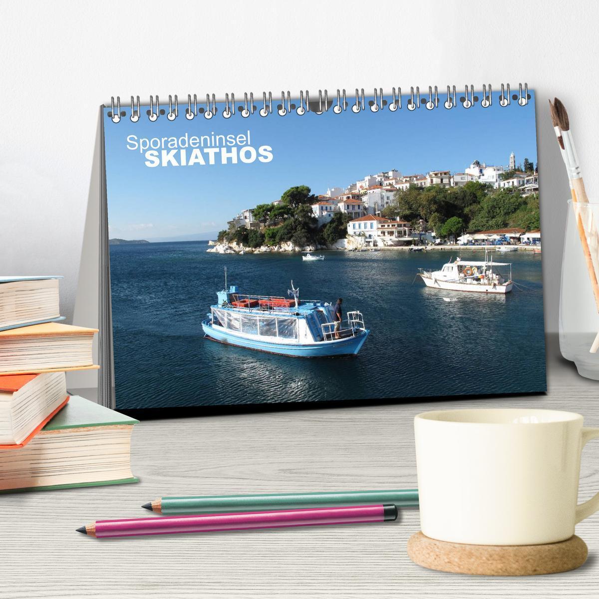 Bild: 9783435500758 | Sporadeninsel Skiathos (Tischkalender 2025 DIN A5 quer), CALVENDO...