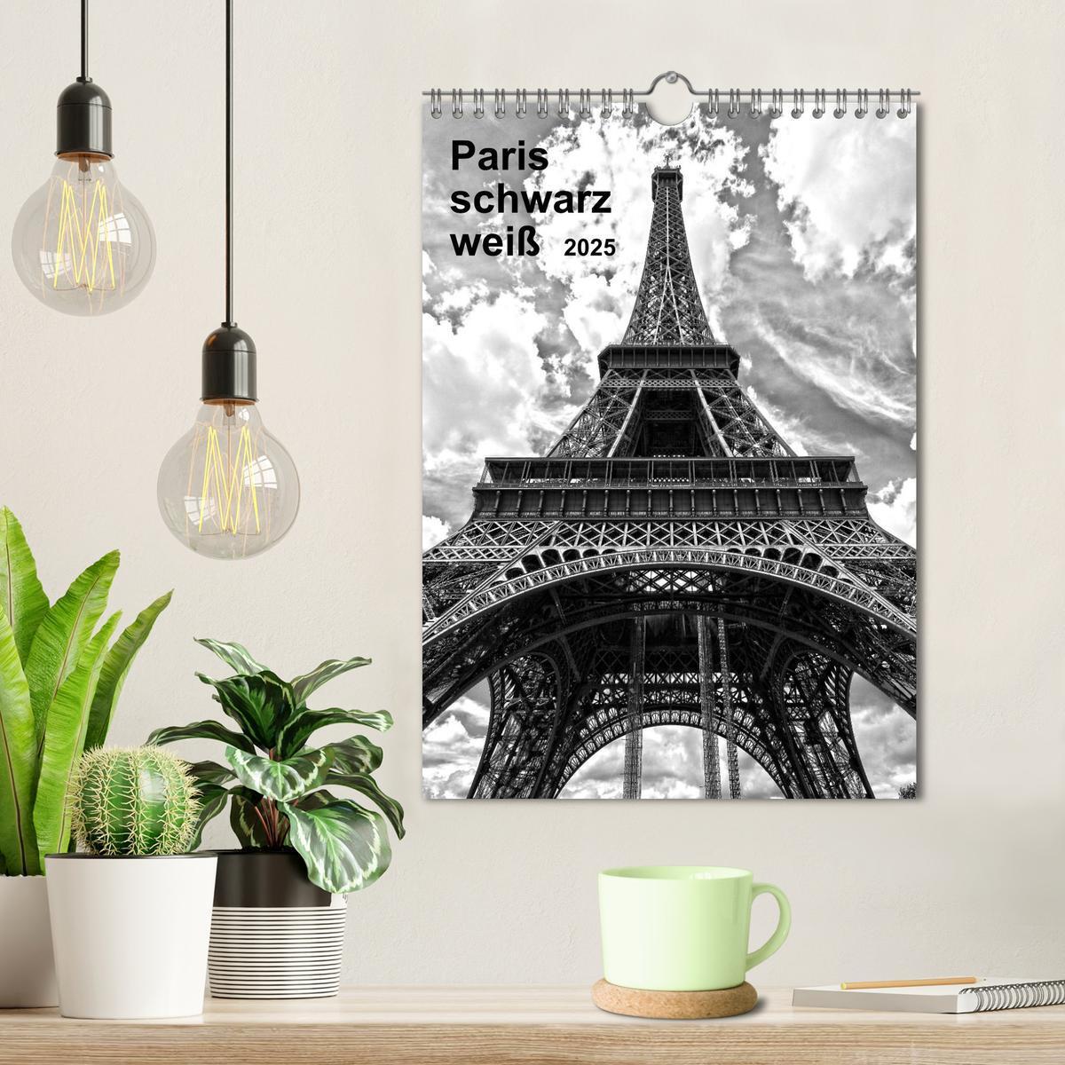 Bild: 9783457052471 | Paris schwarz weiß 2025 (Wandkalender 2025 DIN A4 hoch), CALVENDO...