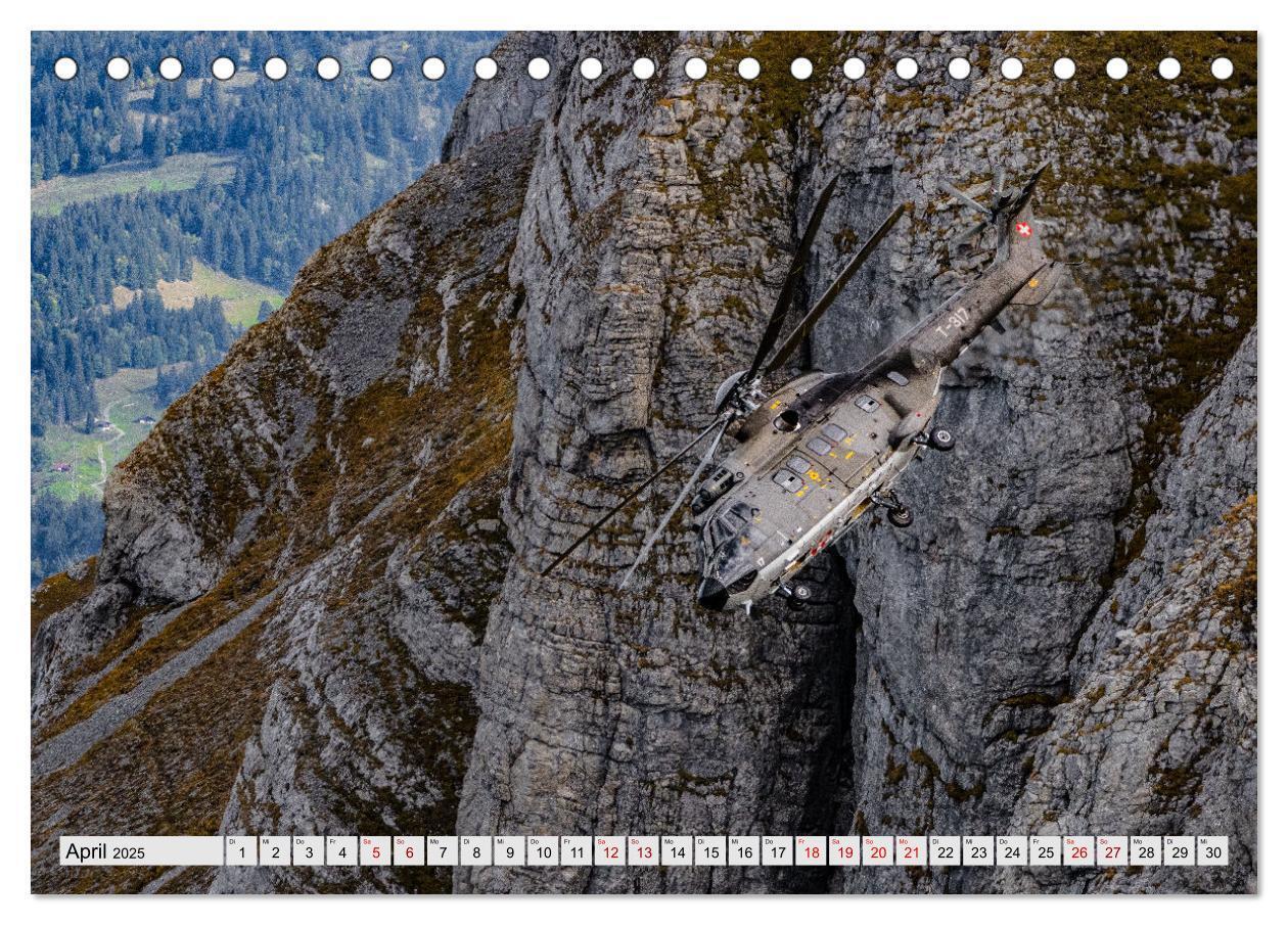 Bild: 9783383762055 | Axalp Airshow (Tischkalender 2025 DIN A5 quer), CALVENDO...