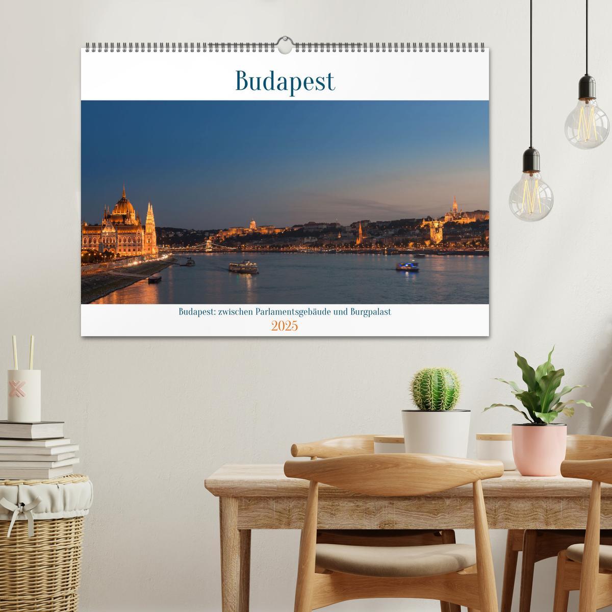 Bild: 9783383816130 | Budapest: zwischen Parlamentsgebäude und Burgpalast (Wandkalender...