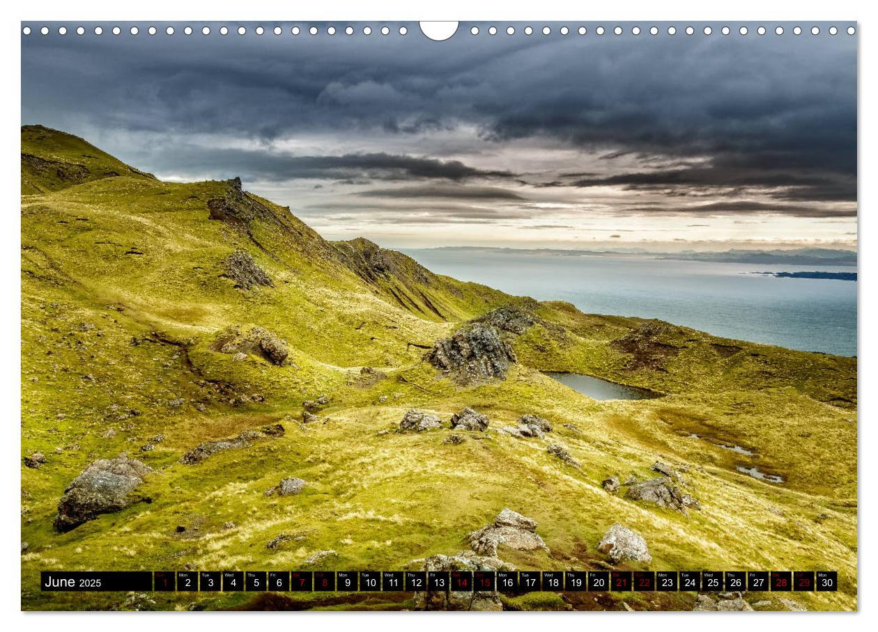 Bild: 9781325950331 | Isle of Skye Landscapes and Light (Wall Calendar 2025 DIN A3...