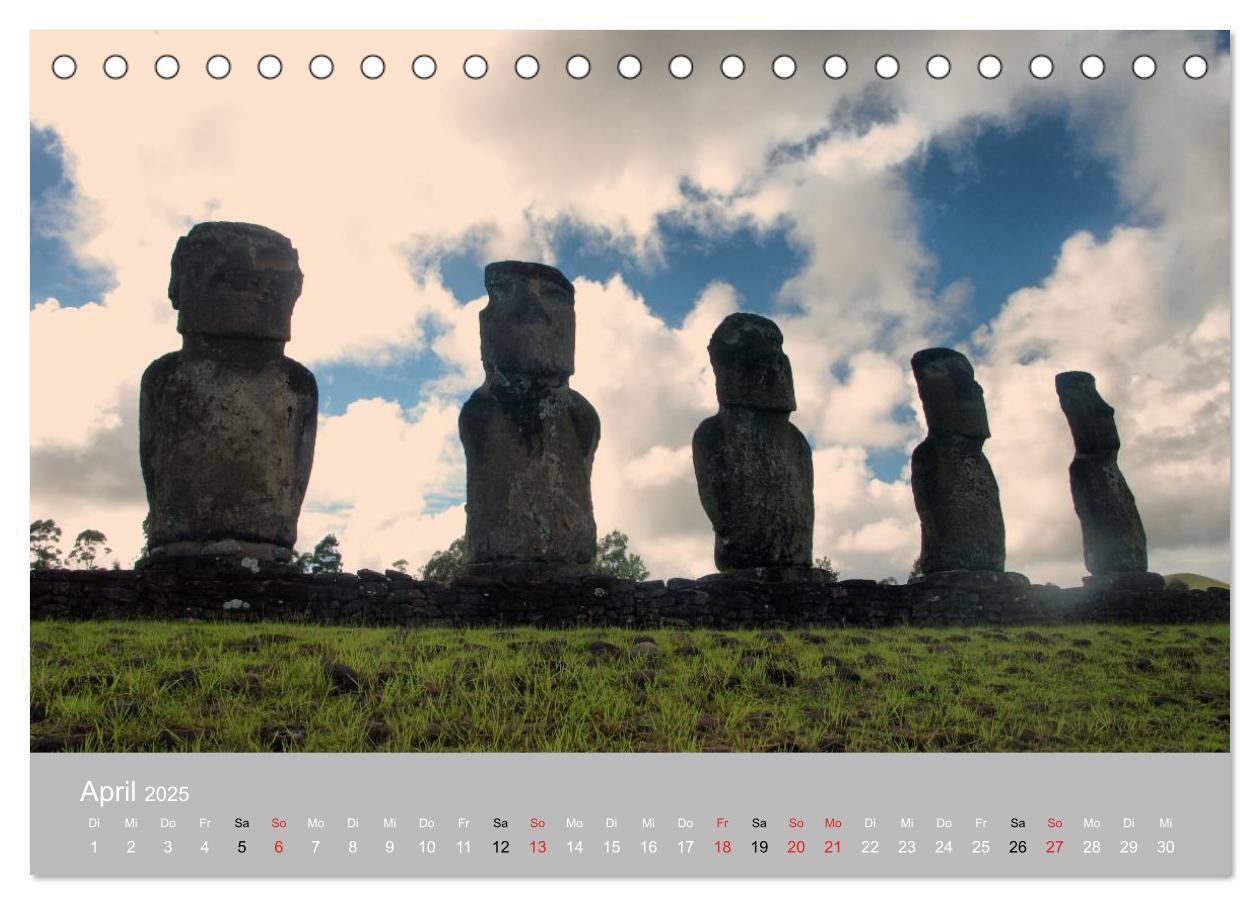 Bild: 9783435820337 | MOAI - steinerne Wächter der Osterinsel (Tischkalender 2025 DIN A5...