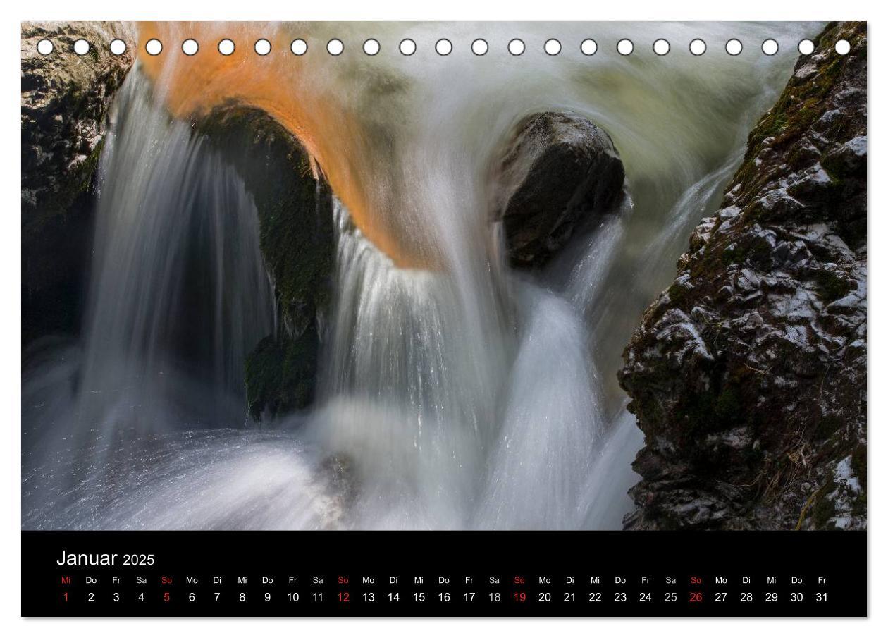 Bild: 9783435668052 | Kuhflucht Wasserfälle bei Farchant (Tischkalender 2025 DIN A5...