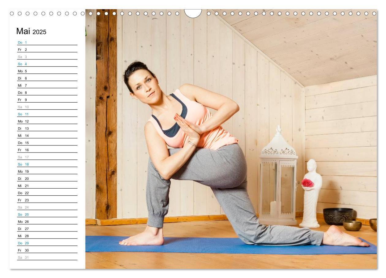 Bild: 9783435561445 | Yoga - ganz einfach zuhause (Wandkalender 2025 DIN A3 quer),...