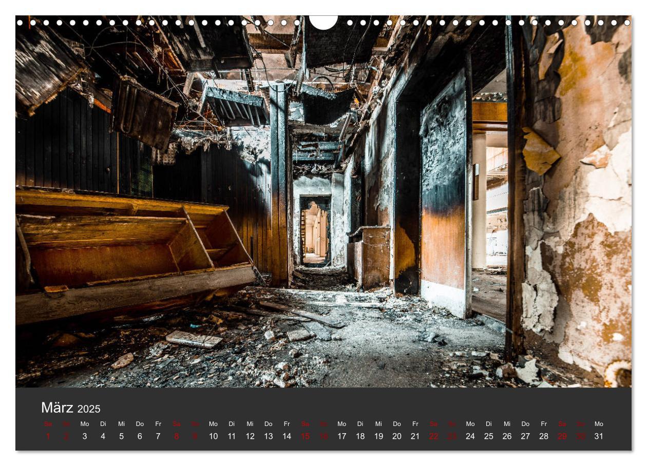 Bild: 9783435217434 | Verlassene Orte - Ein Lost Places Kalender (Wandkalender 2025 DIN...