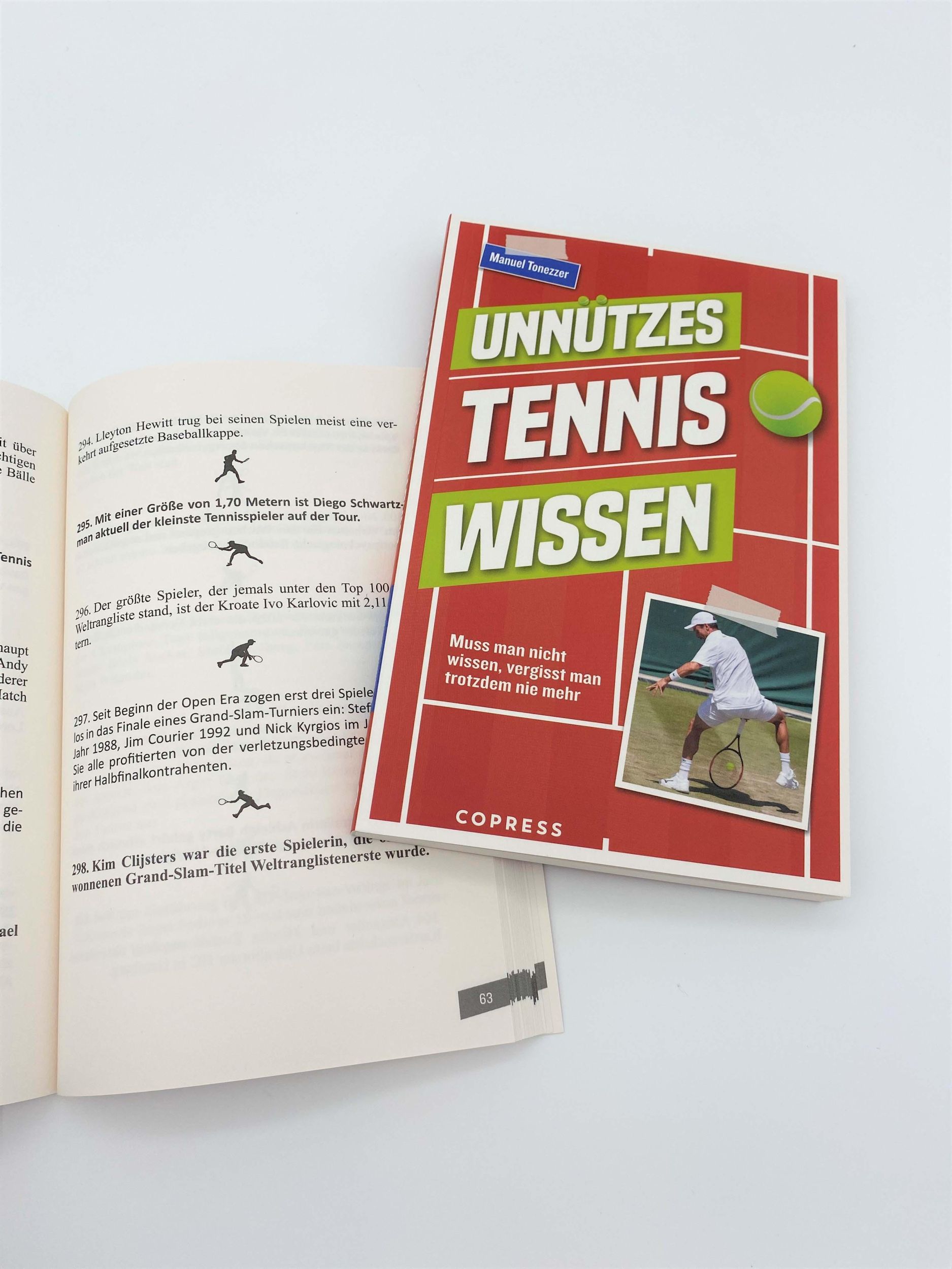 Bild: 9783767912946 | Unnützes Tenniswissen | Manuel Tonezzer | Taschenbuch | 112 S. | 2022