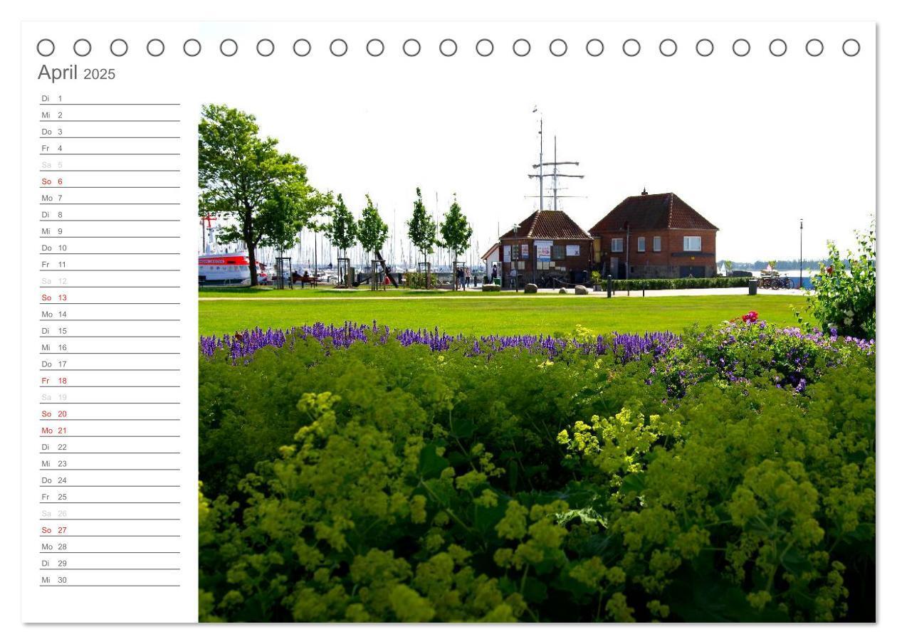 Bild: 9783435488544 | Laboe - Ostsee - Sommer (Tischkalender 2025 DIN A5 quer), CALVENDO...