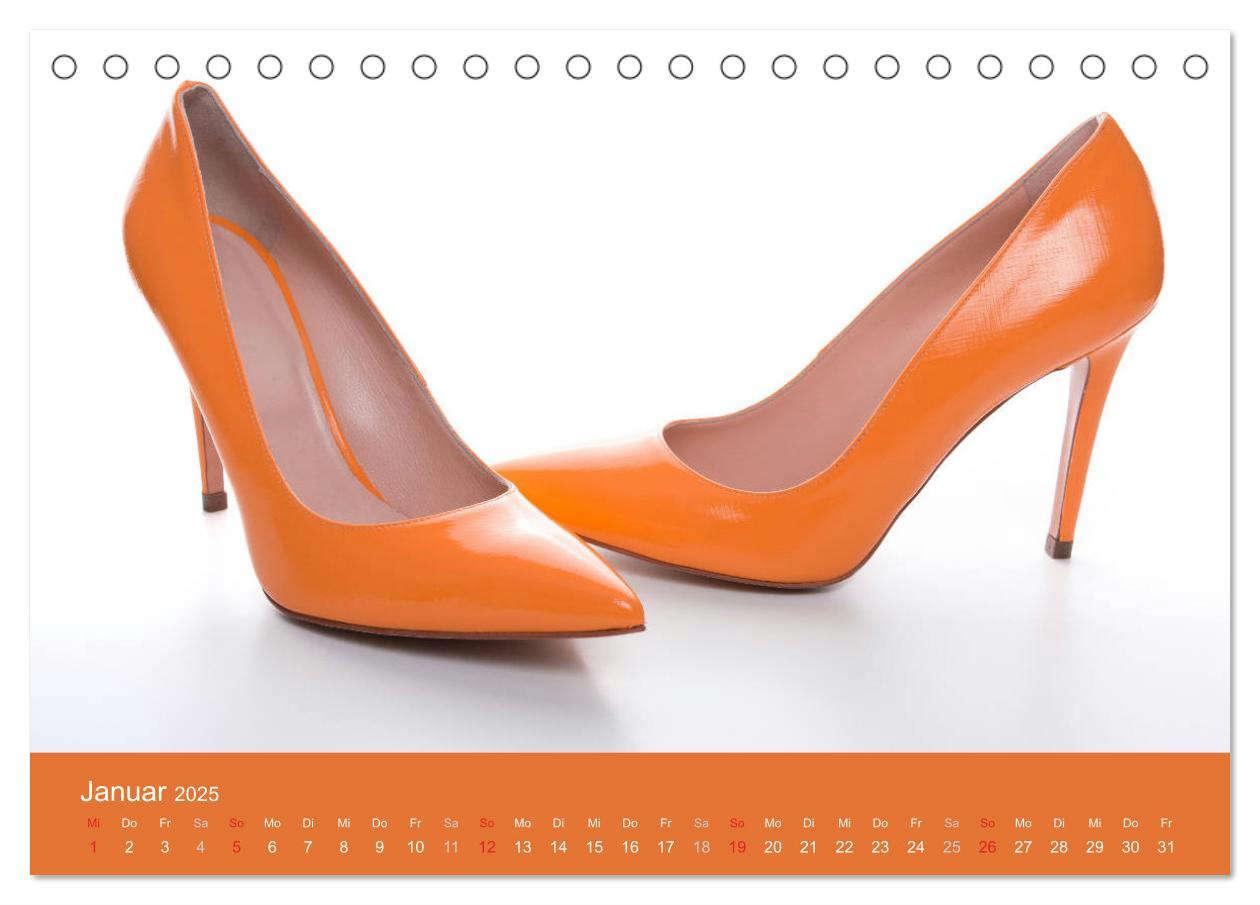 Bild: 9783435457762 | Farbenfrohe High Heels (Tischkalender 2025 DIN A5 quer), CALVENDO...