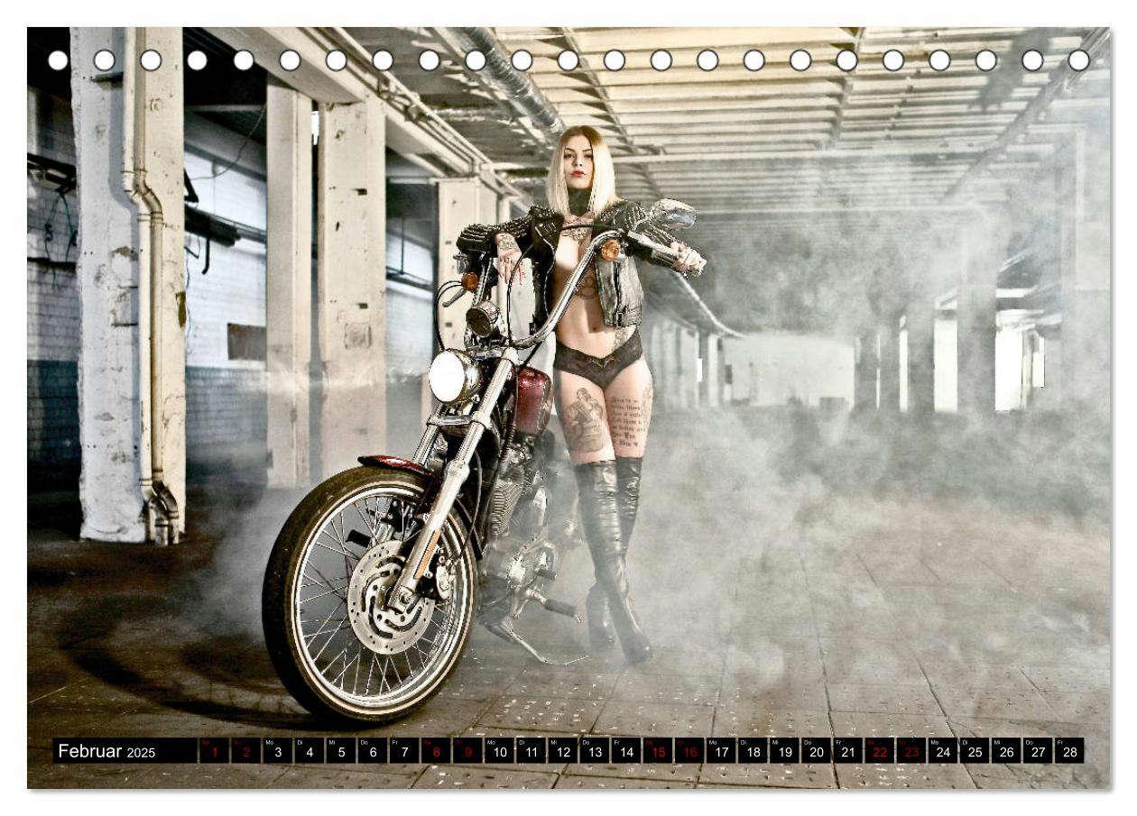 Bild: 9783435115259 | Motorräder und Sexy Girls (Tischkalender 2025 DIN A5 quer),...